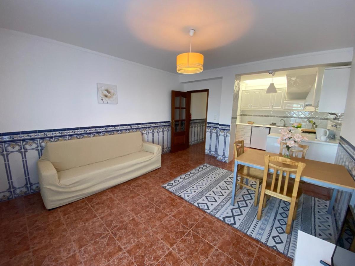 Apartment F6 *