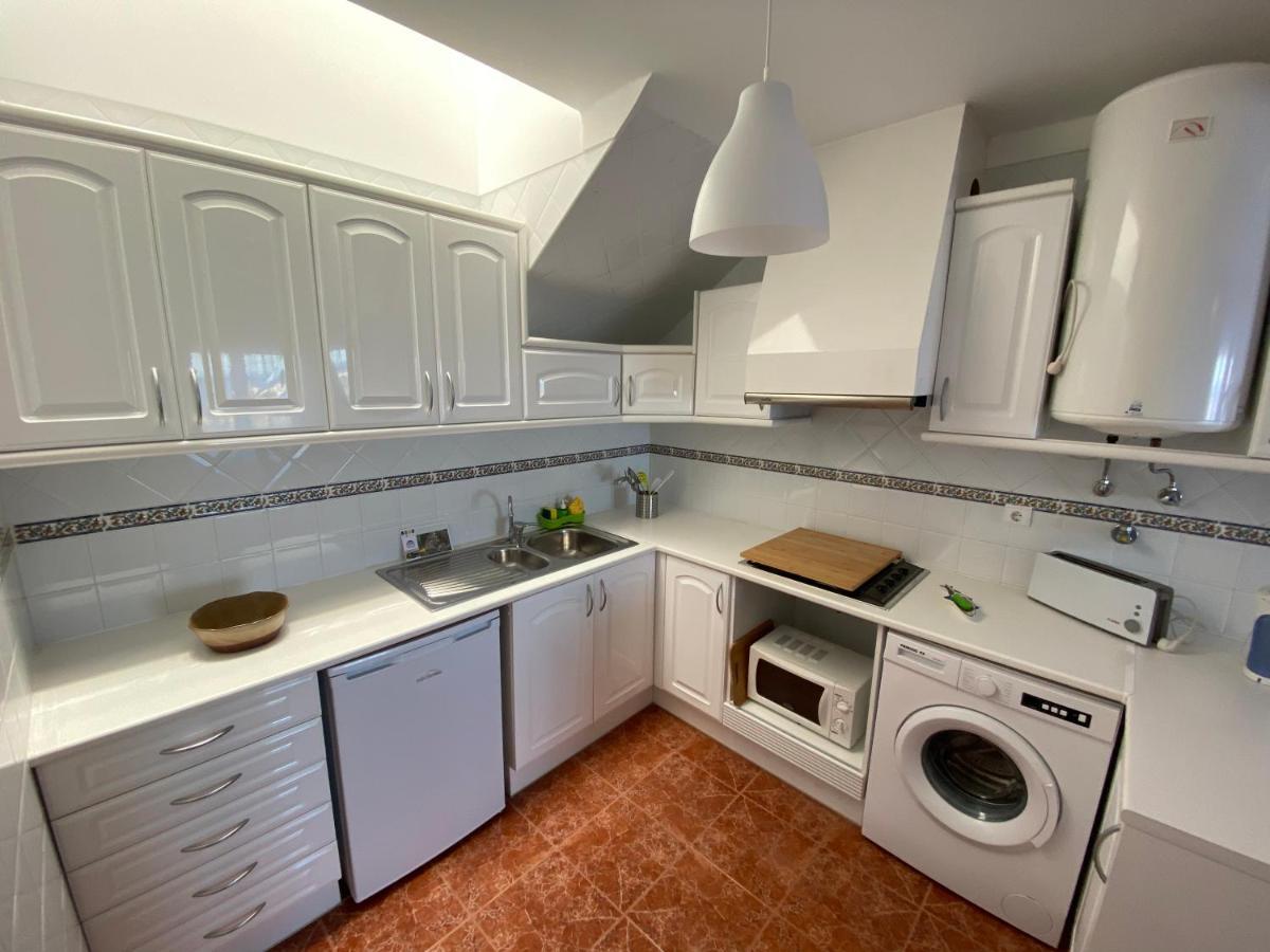 Apartment F6 *