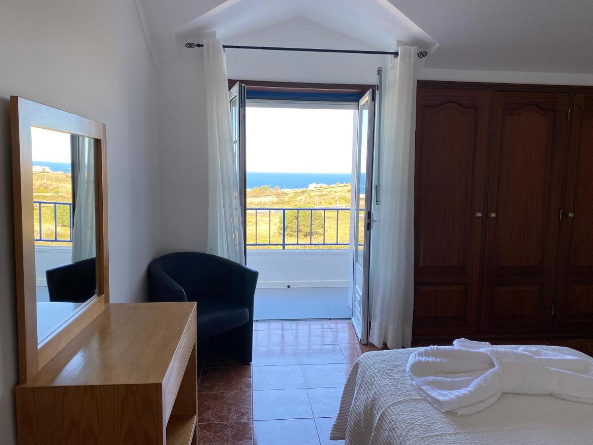 Apartment F6 *